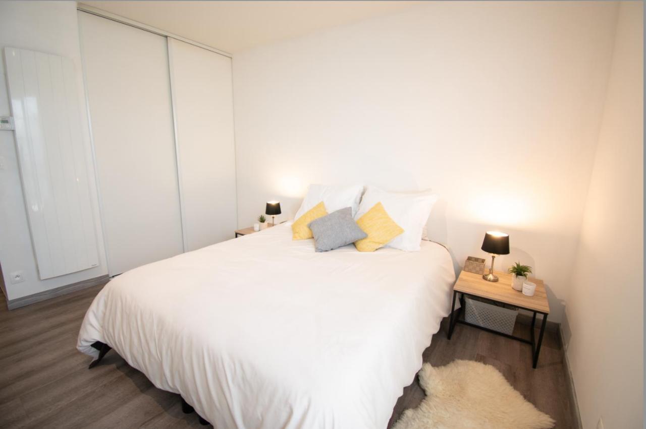 Joli studio tout confort à 2 pas de la gare Poissy Exterior foto